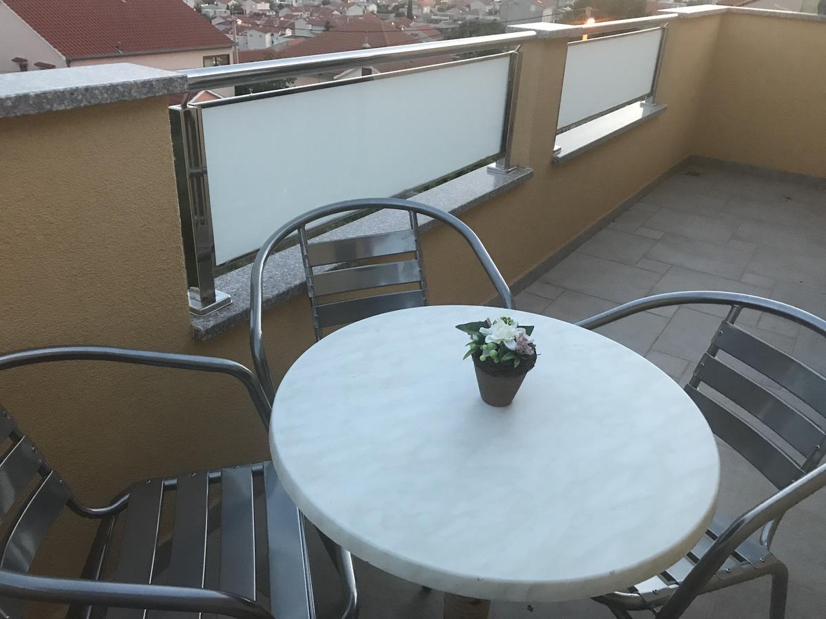 Apartman Mig Solin Exterior photo
